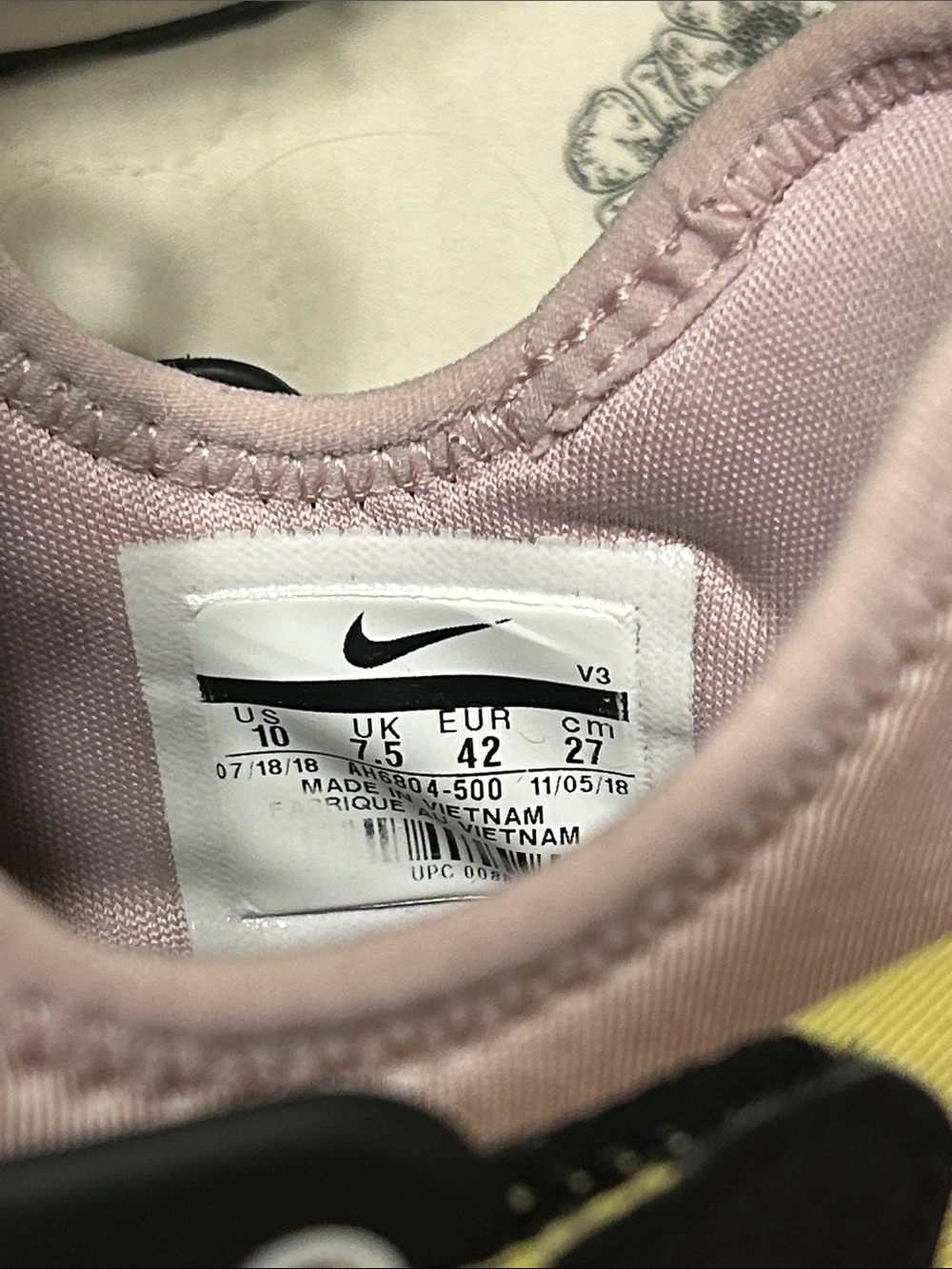 Nike Air Huarache city low plum chalk size 10 GUC - Picture 7 of 16